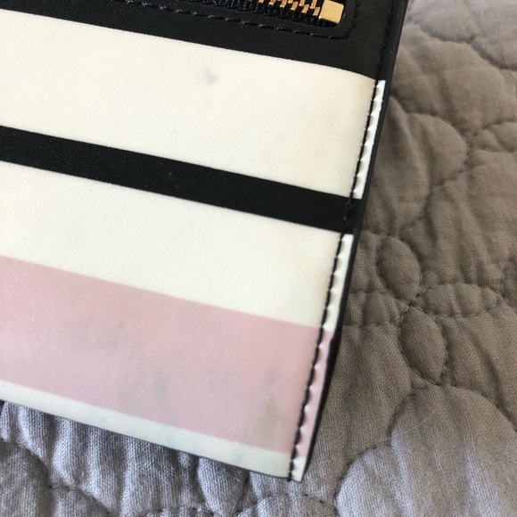 Kate Spade Wallet - Picture 3 of 4
